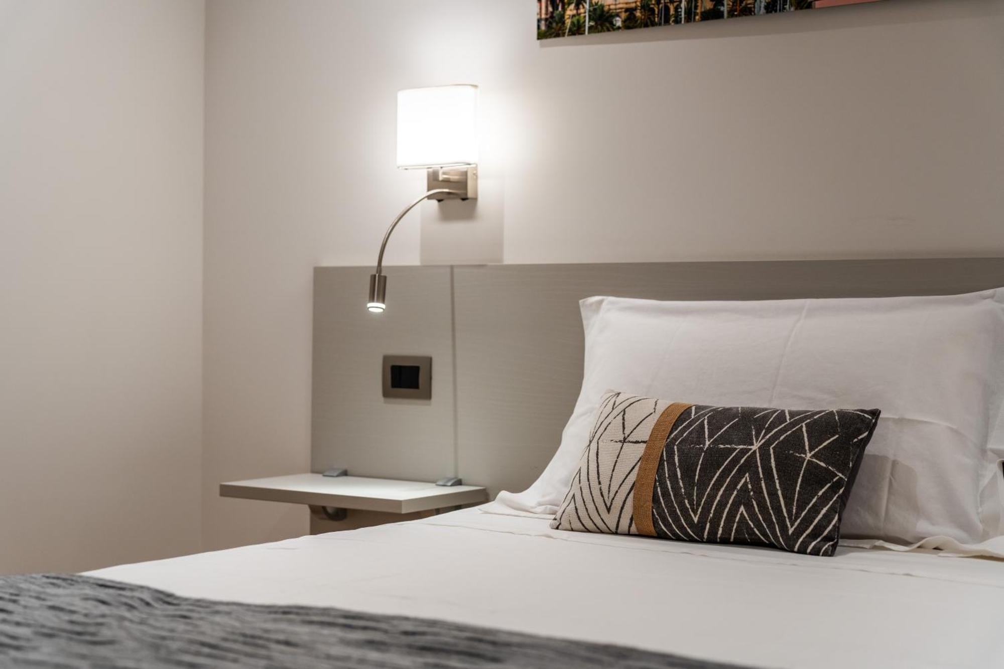 The Inga Rooms Marina Cagliari Ngoại thất bức ảnh