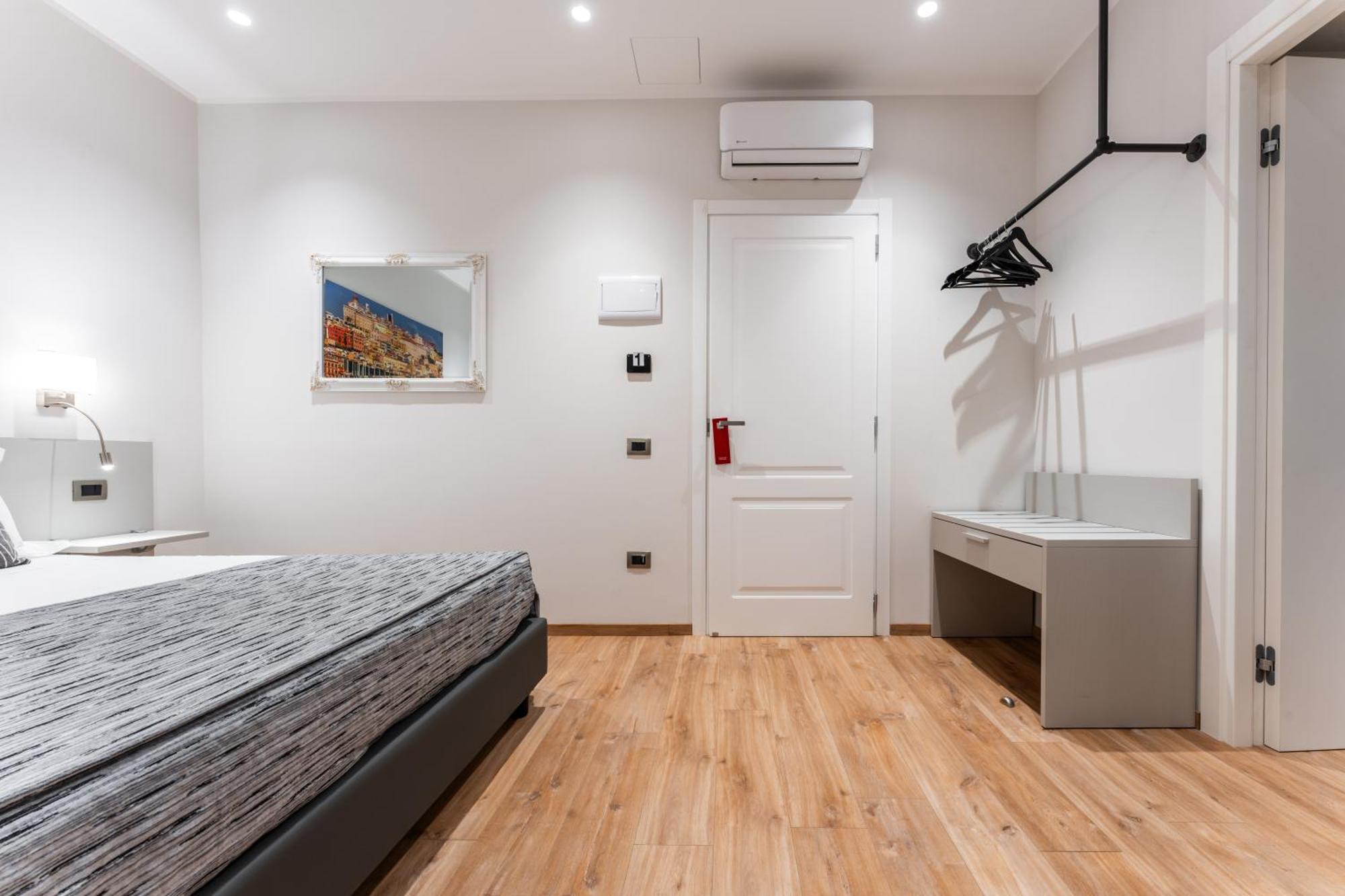 The Inga Rooms Marina Cagliari Ngoại thất bức ảnh