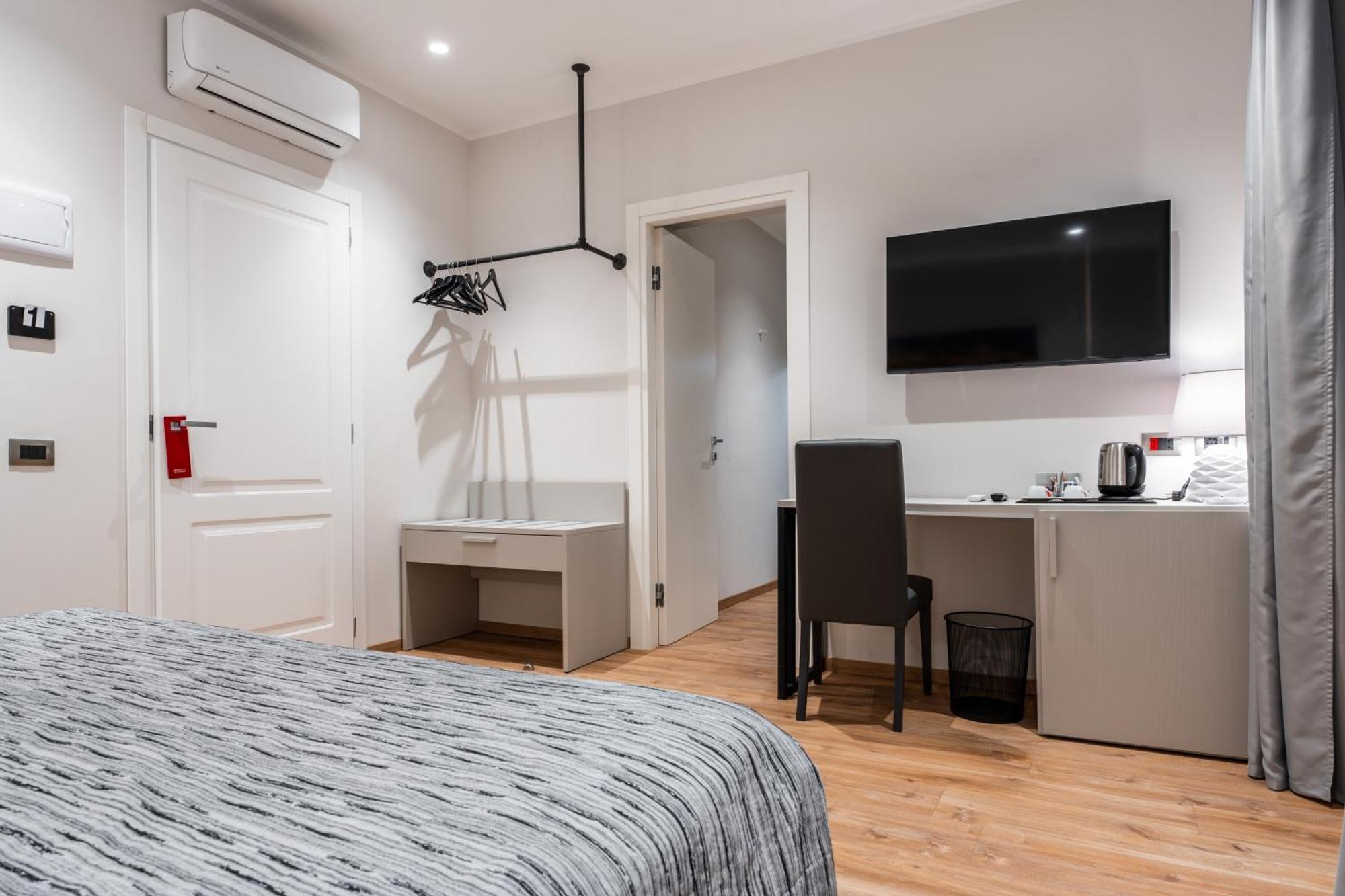 The Inga Rooms Marina Cagliari Ngoại thất bức ảnh