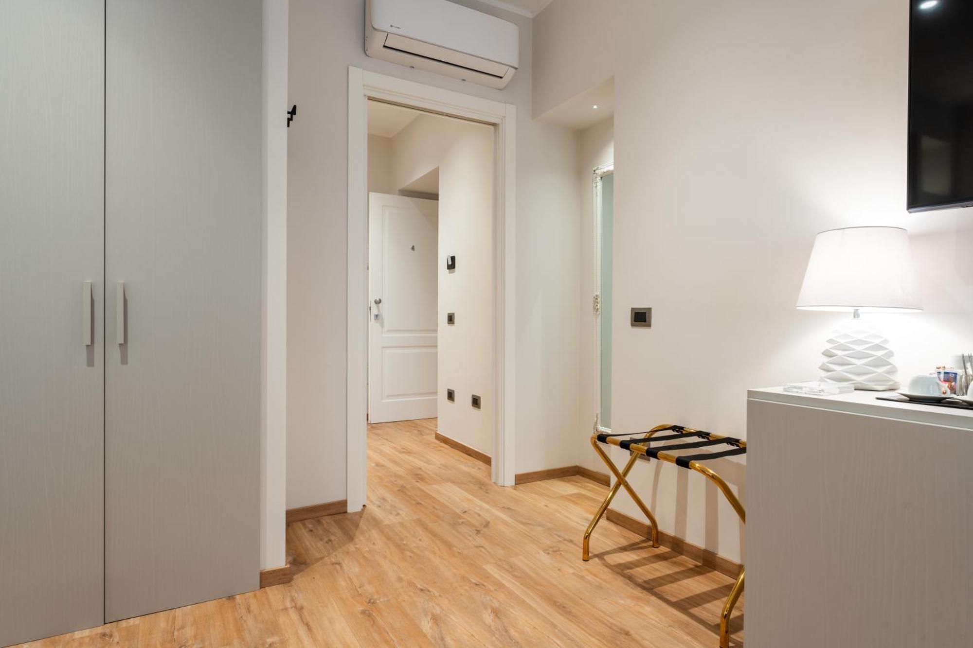 The Inga Rooms Marina Cagliari Ngoại thất bức ảnh